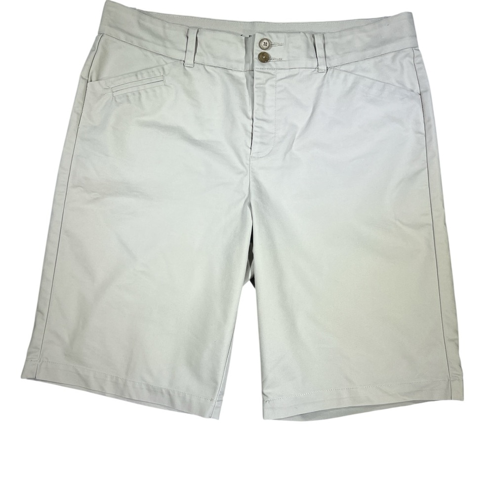 Docker's Women's Chino Shorts,‎ Flat Front, Inseam 10", Size 14
